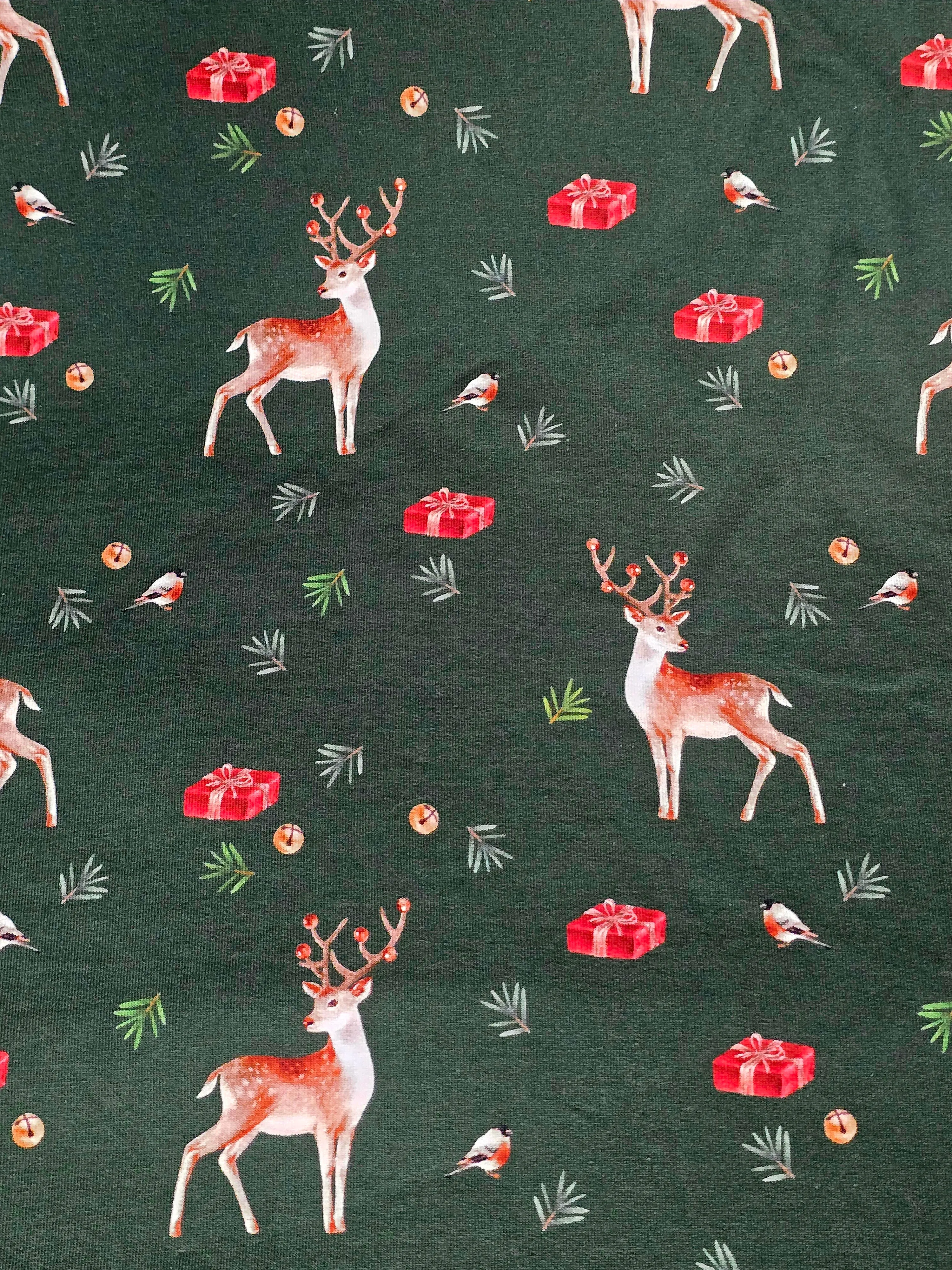 1M REMNANT DARK GREEN REINDEERS BRUSHED FRENCH TERRY