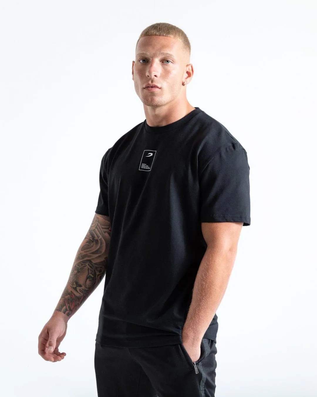 ESTABLISHED STRIKE T-SHIRT BLACK