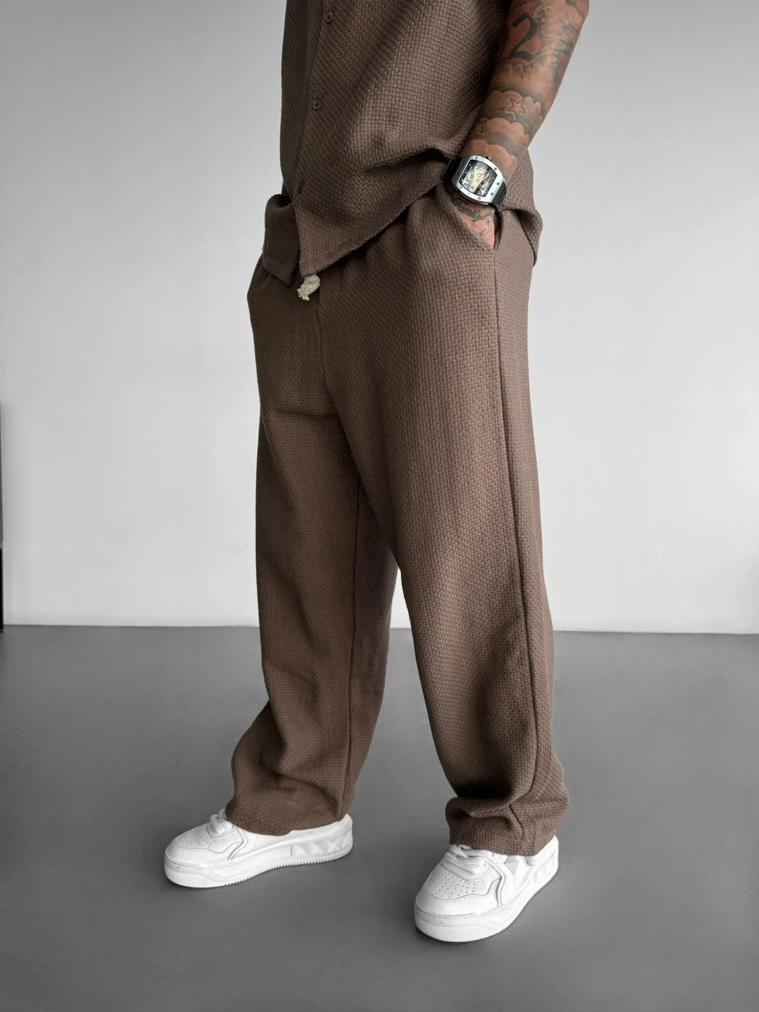 Loose Fit Basket Pattern Trousers - Brown