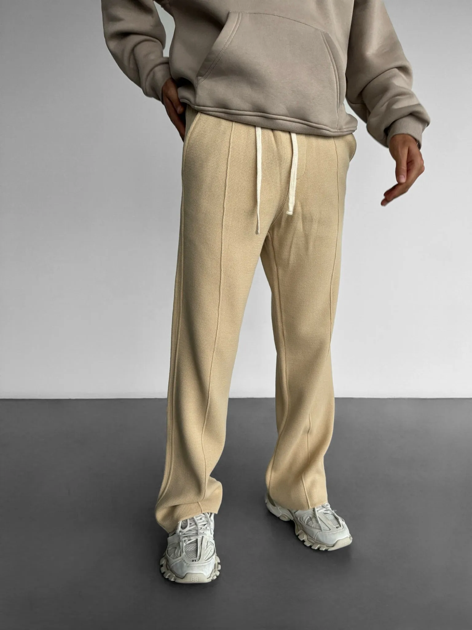 Loose Fit Seam Trousers - Beige