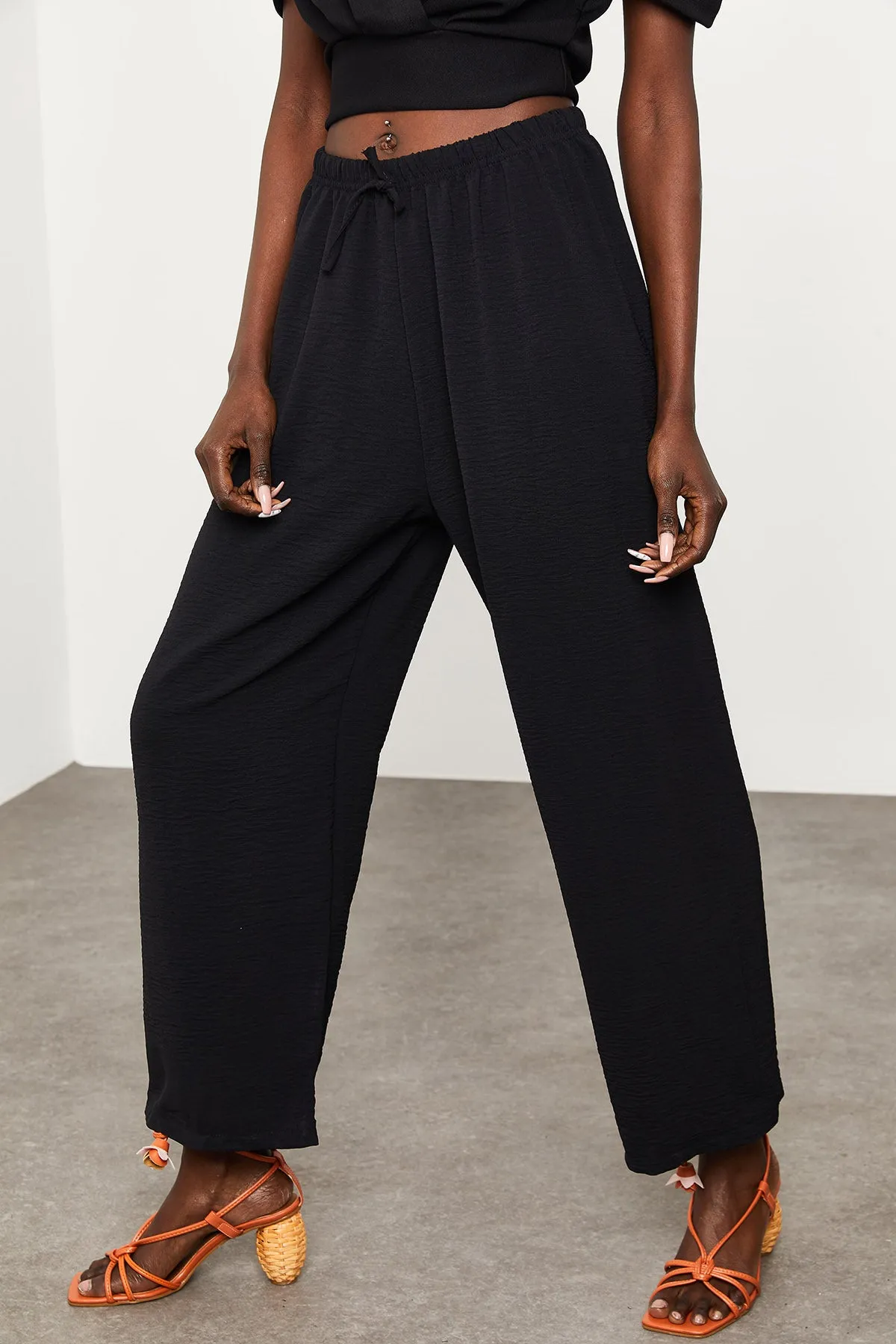 Loose Linen Black Trousers