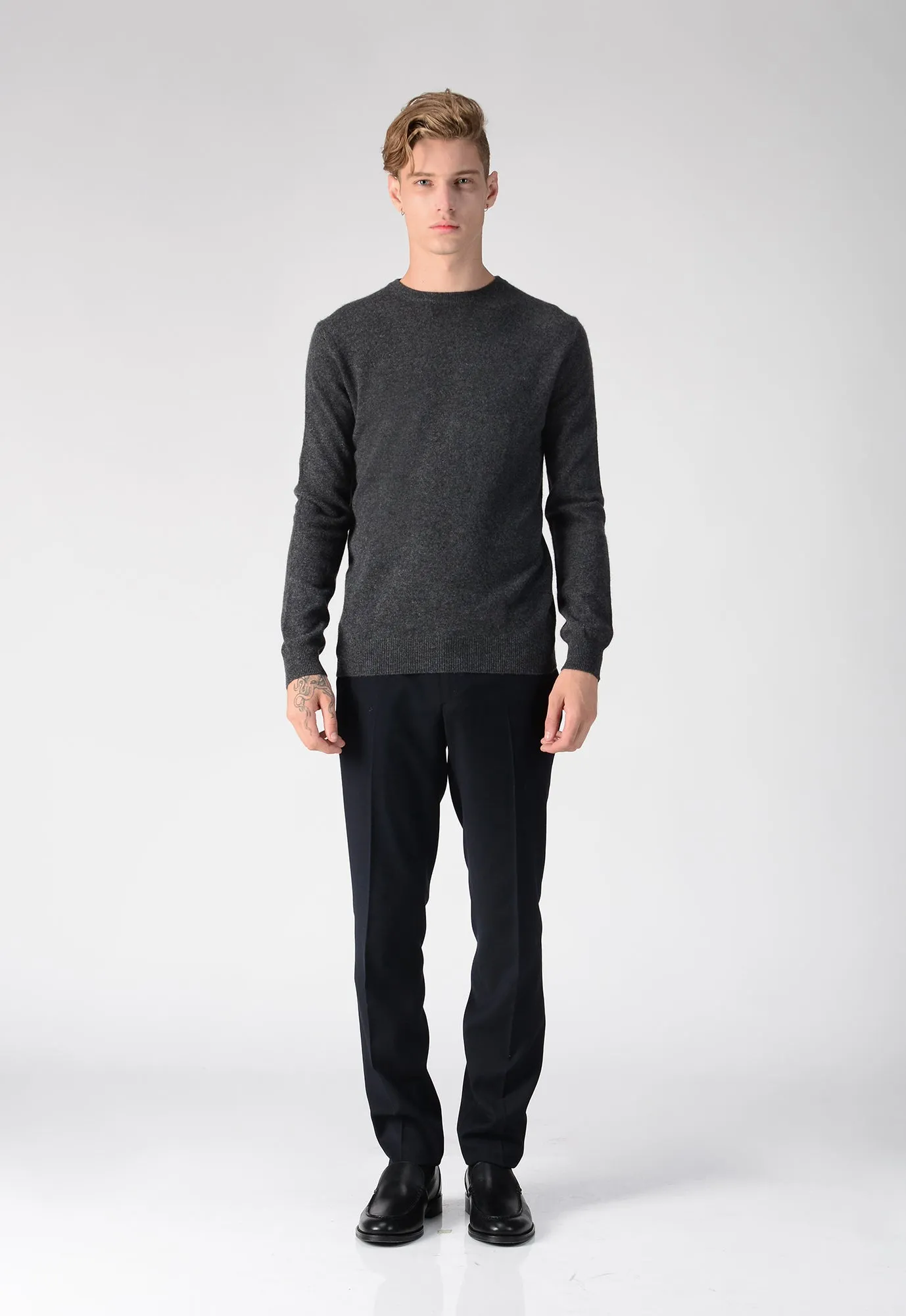 Men Crew Neck Sweater_Graphite