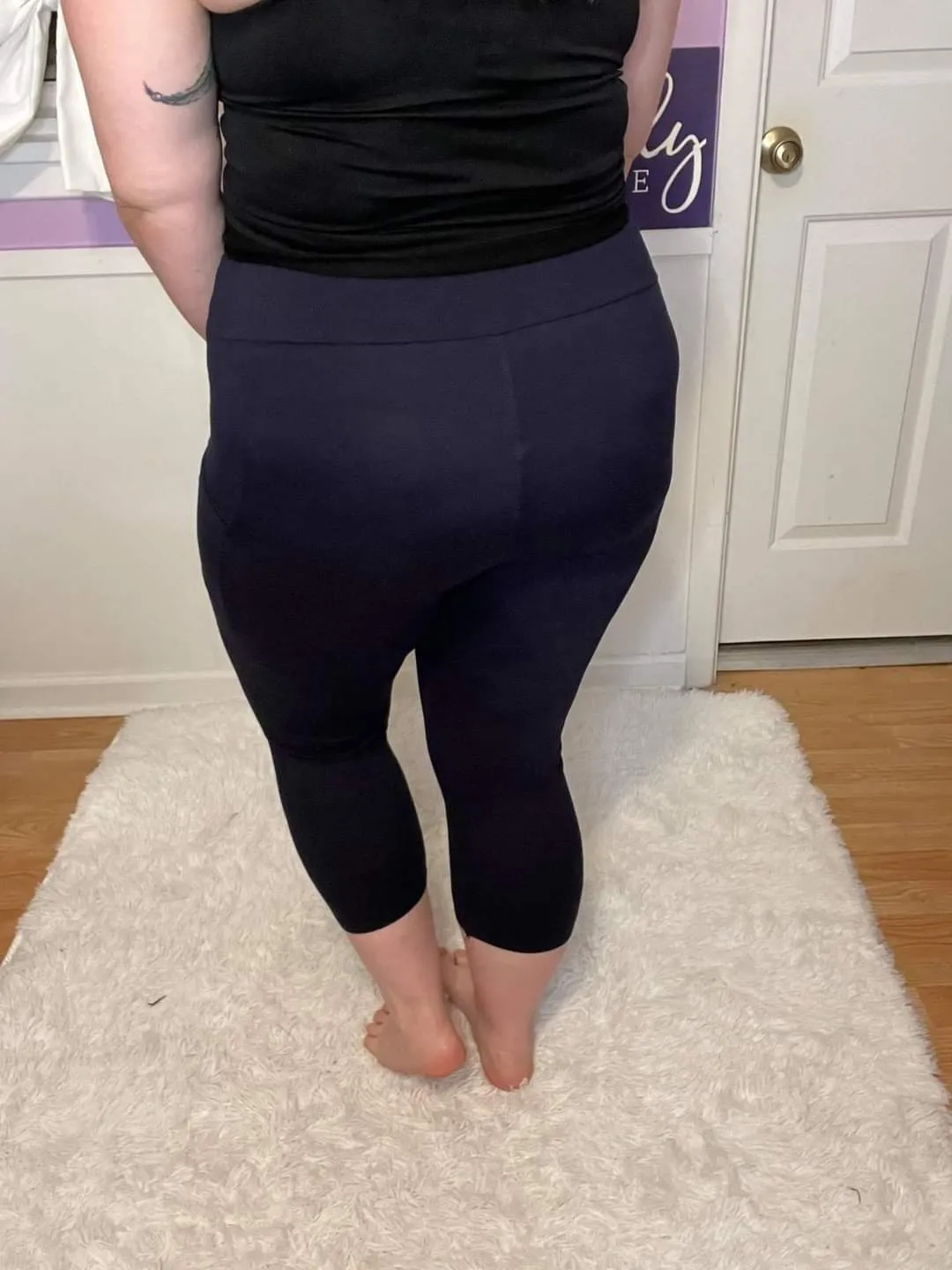 Navy Pocket CAPRI Yoga Leggings (Super Soft) S-XL