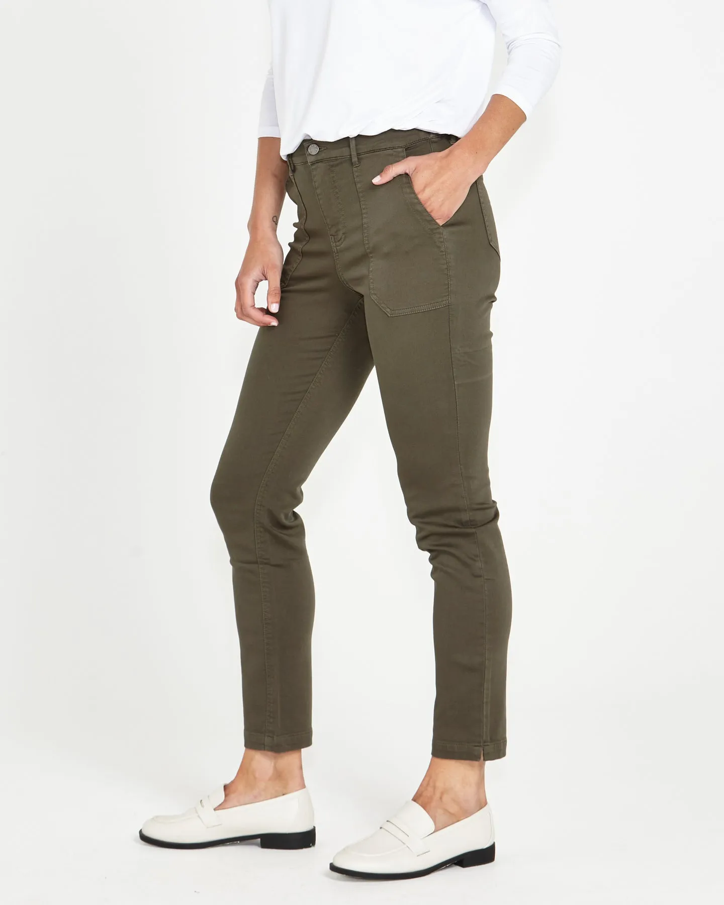 ROXETTE STRETCH CHINO JOGGER - KHAKI