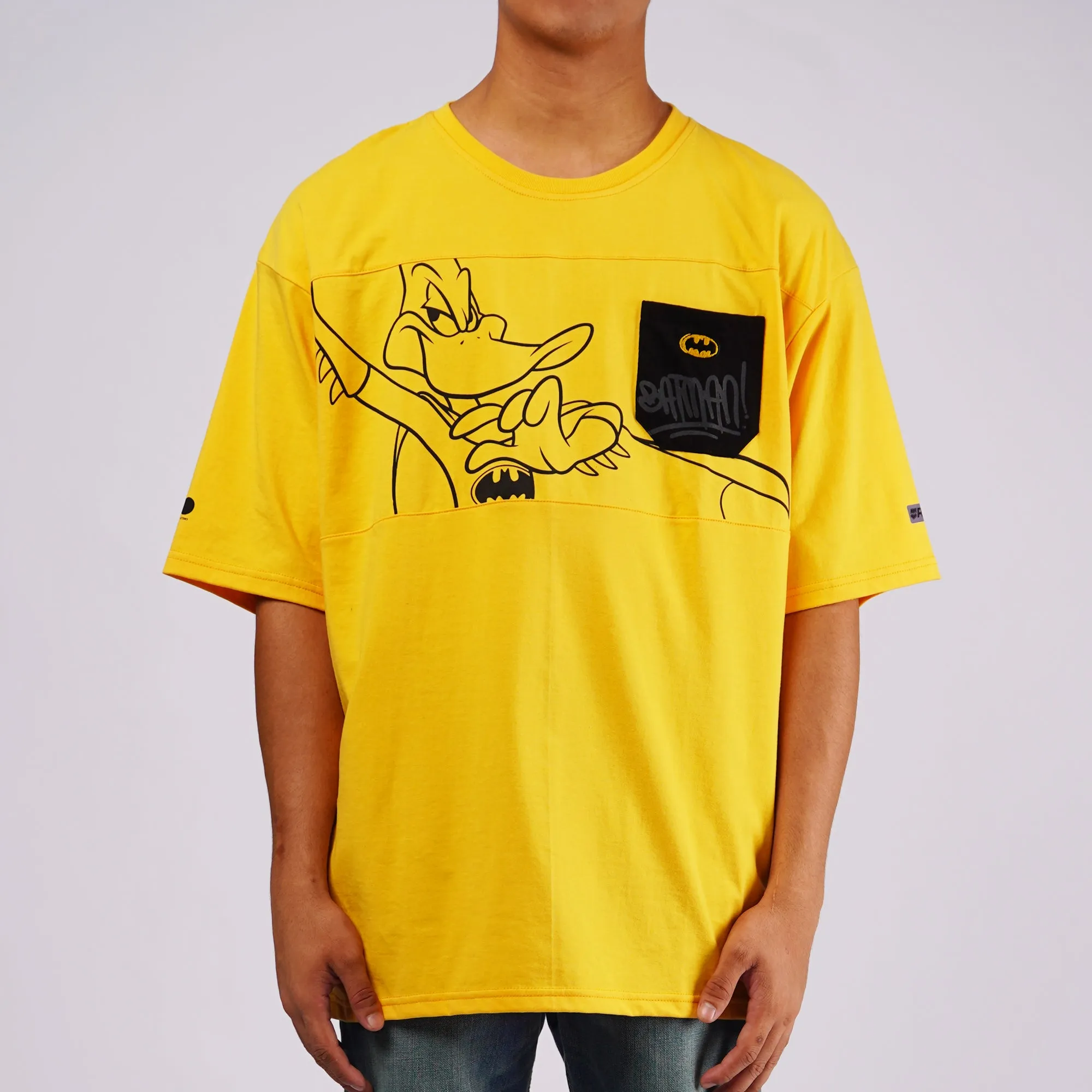 RRJ x Looney Tunes Duffy Duck Batman Men's Basic Tees Oversized Fitting CVC Jersey Fabric 152887 (Yellow)