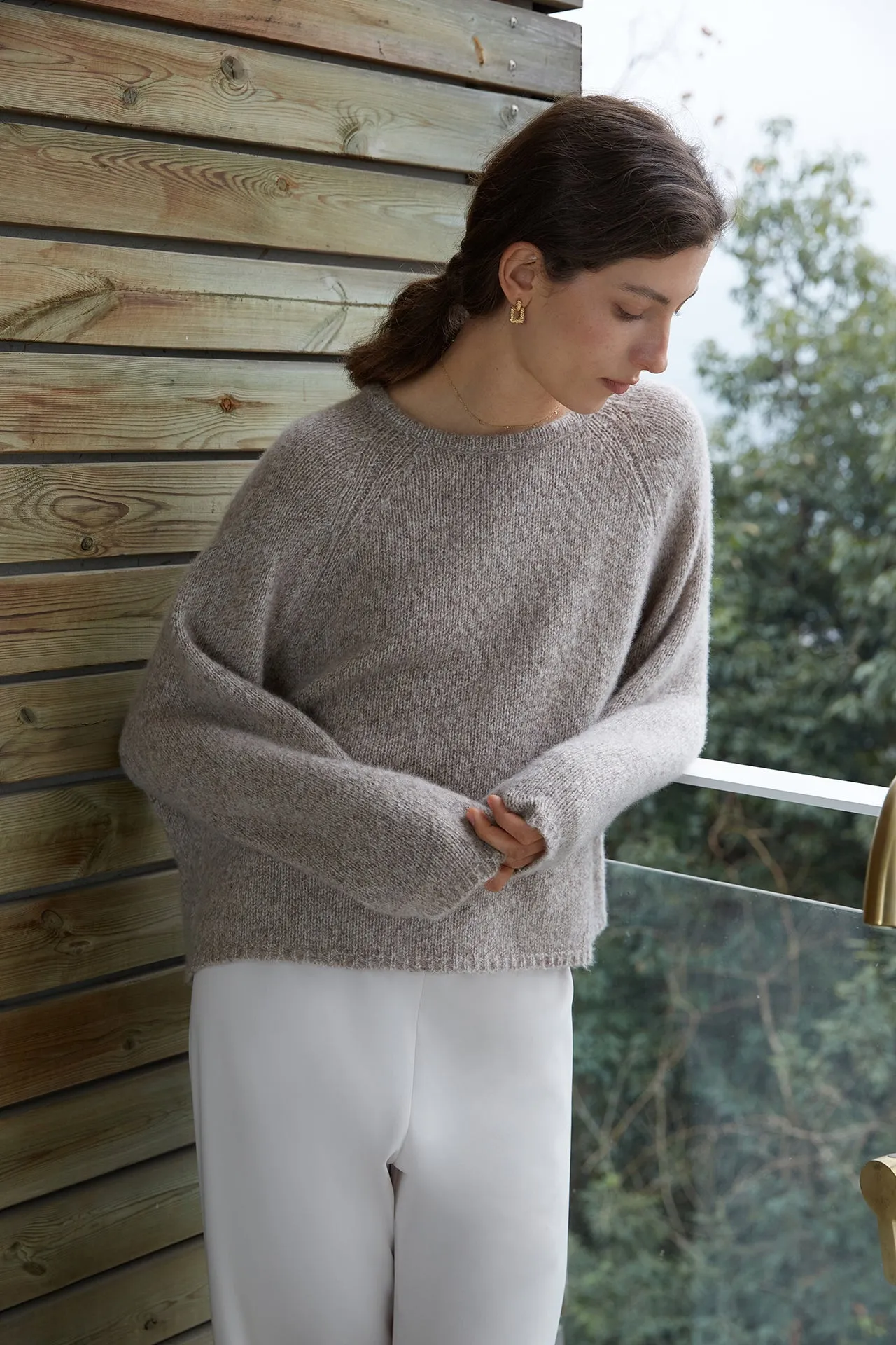 W. Cashmere SIERRA Crew Neck Sweater | Heather Brown